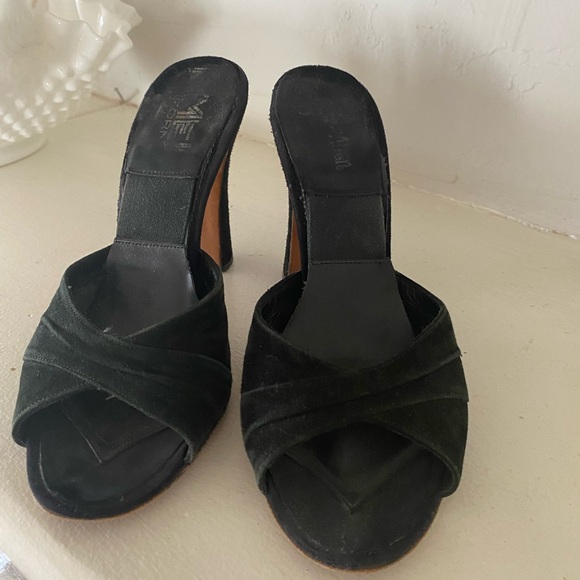 1950’s Black suede springolators - Picture 2 of 5